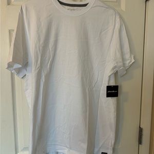 NWT Eddie Bauer White T Shirt - Large.